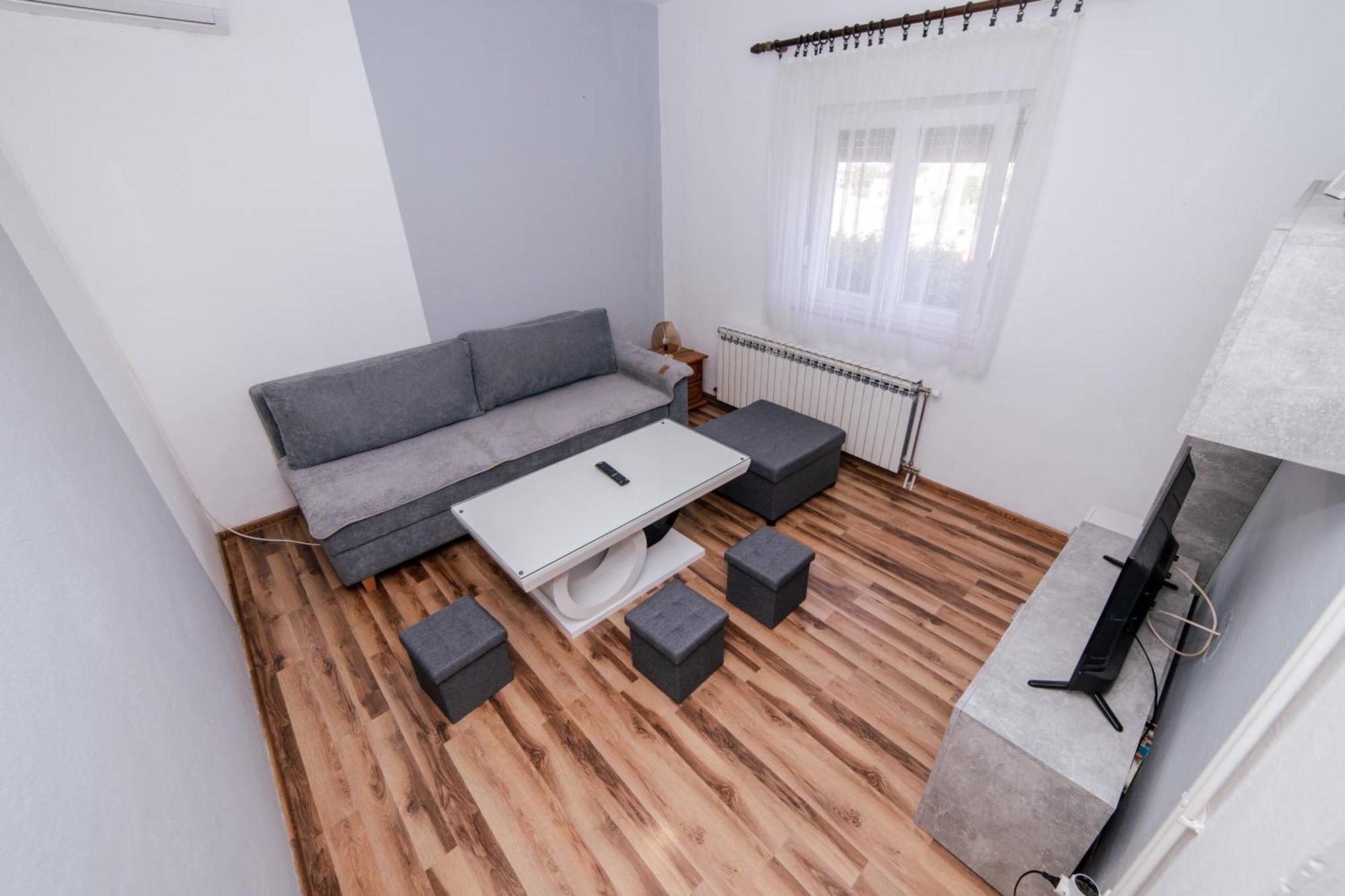 Relax Trebinje Apartment Екстериор снимка